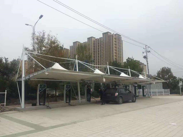 充電樁電動(dòng)車(chē)棚